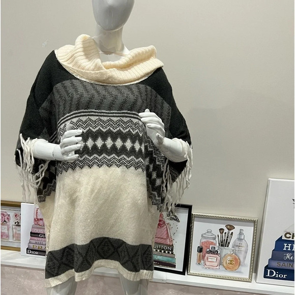 Lane Bryant Womens One Size Nordic Poncho Lightweight Soft… - Picture 1 of 5